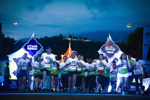 BIB: 444, 036, 412, 305, 301
                            <button type="button" onclick="openModal(22341604)" class="btn btn-primary btn-sm float-right btn-popup" data-toggle="modal" data-target=".modal-high-quality">
                        <i class="fas fa-shopping-cart"></i> Add to Cart
                    </button>
                                            <button type="button" onclick="isThisMe(22341604, true)" class="btn btn-success btn-sm float-right btn-popup btn-isme hidden" data-toggle="tooltip" data-placement="bottom" title="นี่คือรูปของคุณใช่ไหม คลิกที่นี่เพื่อเอาเข้าอัลบั้ม">
                        <i class="fas fa-plus"></i> Add to album
                    </button>
                    <button type="button" onclick="isThisMe(22341604, false)" class="btn btn-warning btn-sm float-right btn-popup btn-isnotme hidden">
                        <i class="fas fa-ban"></i> Remove from album
                    </button>